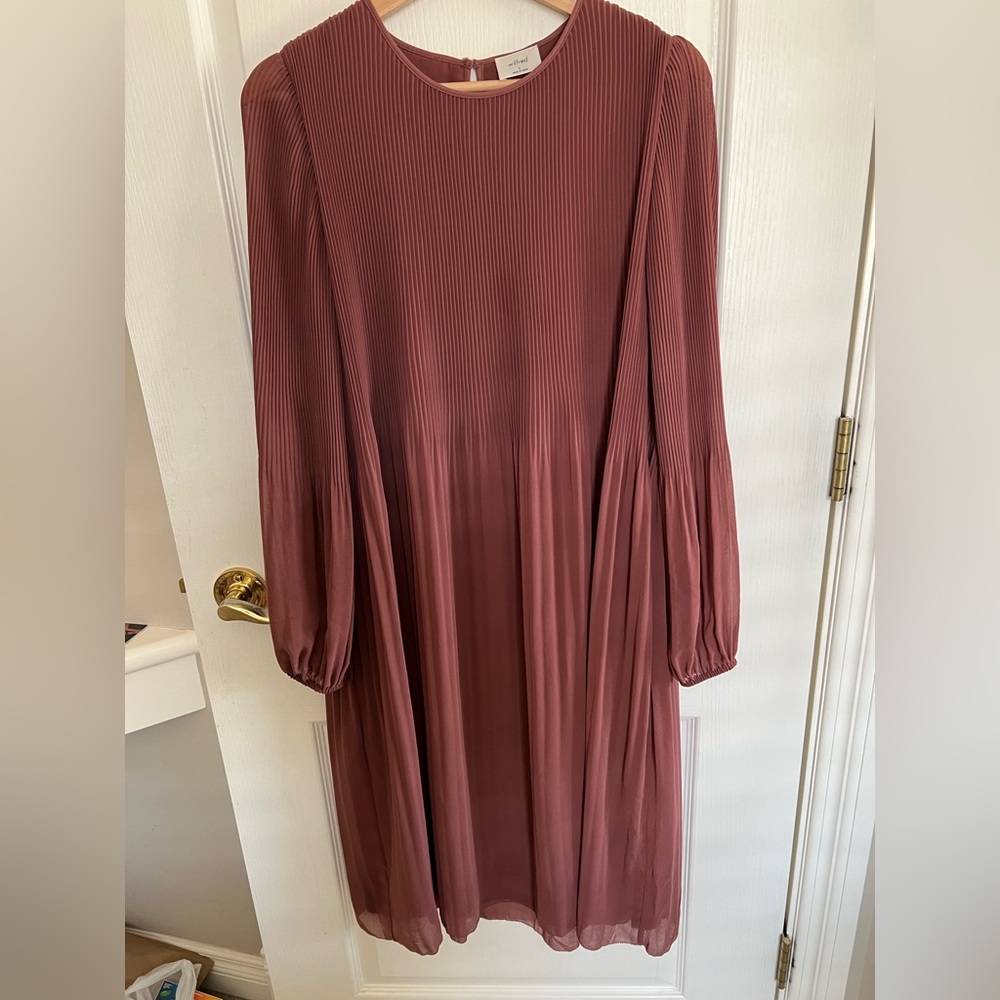 Aritzia Daydreamer Midi Dress